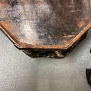 Un brûle-parfum en bronze aux anses et pieds en forme d'éléphants, Chine, marque et époque de Qianlong — photo 19