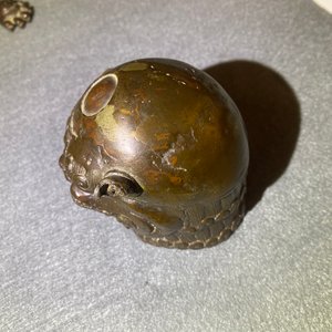 Un brûle-parfum en bronze laqué en forme de lion bouddhiste, Chine, Ming — photo 17