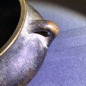 Un brûle-parfum en bronze taché d'or, Chine, marque de Xuande, 18ème — photo 10