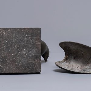Un brûle-parfum en forme de caille en bronze, signé Kamejo, Japon, Edo, 18ème — photo 7