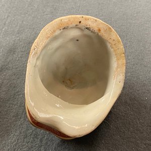Un brûle-parfum en forme de luduan en porcelaine de Chine wucai, époque Transition — photo 16