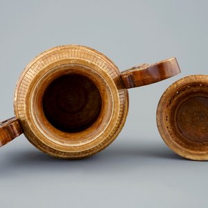 Un brûle-parfum en ivoire sculpté sur socle en bois, Chine, 19ème — photo 6