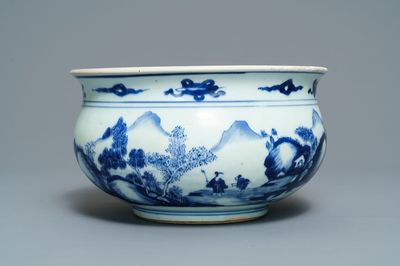 Un brûle-parfum en porcelaine de Chine bleu et blanc à décor de figures dans un paysage, Kangxi