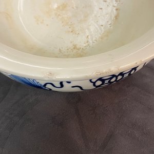 Un brûle-parfum en porcelaine de Chine en bleu et blanc à décor d'antiquités, Kangxi — photo 15