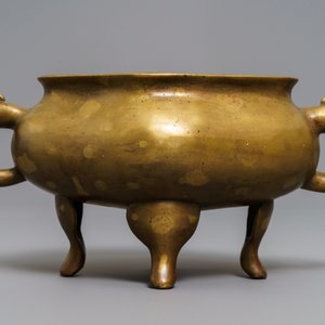 Un brûle-parfum quadrilobe en bronze tâché d'or, Chine, marque de Fei Ge, 17/18ème — photo 2