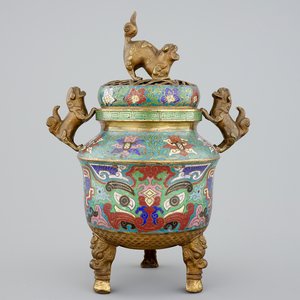 Un brûle-parfum tripod en cloisonné chinois, 18/19ème — photo 1