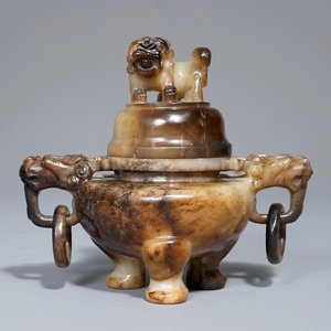 Un brûle-parfum tripod en jade, Chine, 19/20ème — photo 1