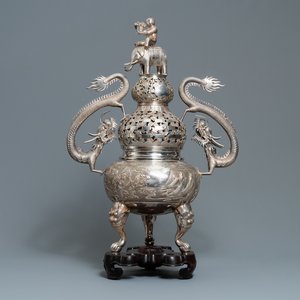 Un brûle-parfum tripod exceptionnel en argent, Chine, 19ème — photo 1