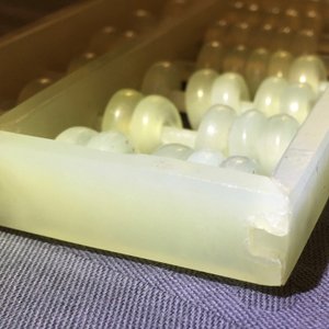 Un brûle-parfum, un sceptre et un abaque en jade sculpté, Chine, 19/20ème — photo 14