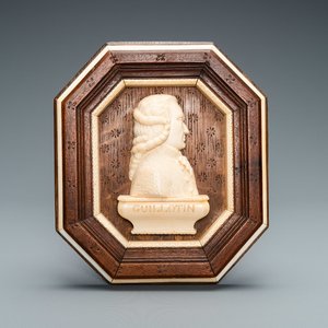 Un buste de Guillotin en os sculpté, France, 19ème — photo 1