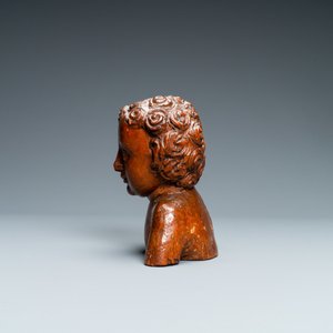 Un buste de l’Enfant Jésus en bois sculpté, Allemagne, 17ème — photo 2