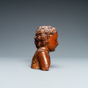 Un buste de l’Enfant Jésus en bois sculpté, Allemagne, 17ème — photo 4