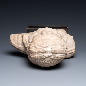 Un buste de Zeus en marbre, époque romaine, 2/4ème — photo 6