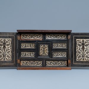 Un cabinet de table en marqueterie de bois et os, Pays-Bas, 17ème — photo 8