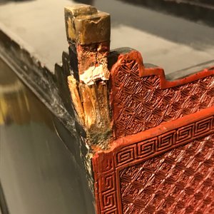 Un cabinet en laque de Chine à décor de dragons et phénix, 19ème — photo 42