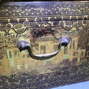 Un cabinet et une boîte de forme rectangulaire en laque doré, Canton, Chine, 19ème — photo 30