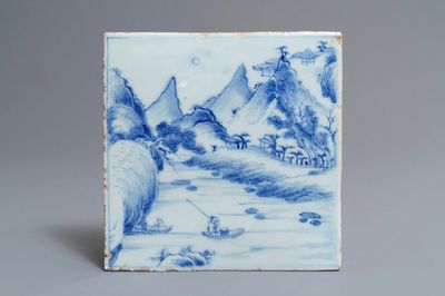 Un carreau en porcelaine de Chine bleu et blanc à décor d'un paysage montagnard, Kangxi
