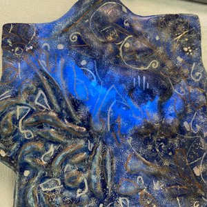 Un carreau ilkhanide moulé en forme d'étoile à fond bleu, Iran, 13/14ème — photo 4