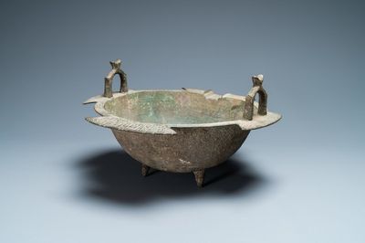 Un chaudron en bronze persan, Khorasan, Iran, 12/13ème