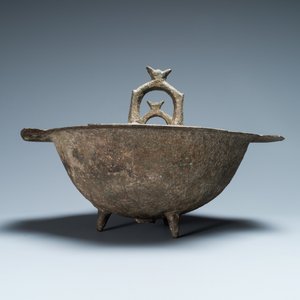 Un chaudron en bronze persan, Khorasan, Iran, 12/13ème — photo 4