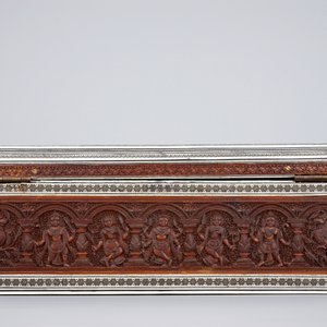 Un coffret anglo-indien en bois sculpté incrusté d'ivoire, Vizagapatam, 19ème — photo 7