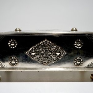 Un coffret sirih en argent gravé, colonie hollandaise, 18ème — photo 4