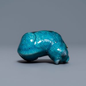 Un crapaud et un chat en porcelaine de Chine turquoise monochrome et une tabatière en bleu et blanc, Kangxi et 19ème — photo 13