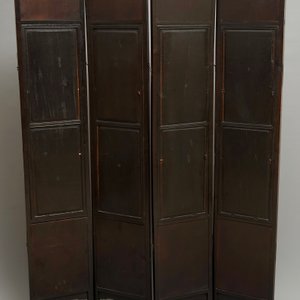 Un écran en bois incrusté de nacre à peintures sur soie, Chine, 19ème — photo 2