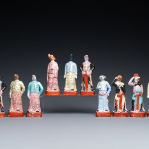 Un ensemble complet des douze animaux du zodiaque en porcelaine de Chine famille rose, marque de Hongxian, République — photo 3