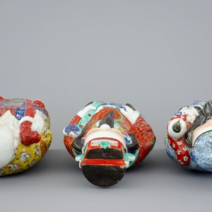 Un ensemble de 3 figures d'immortels en porcelaine de Chine famille rose, 19ème — photo 5