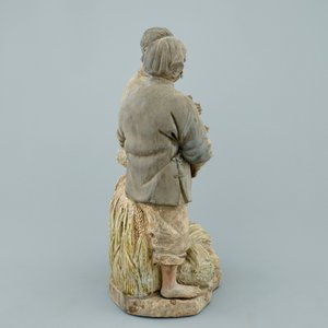 Un ensemble de 3 groupes signés en terre cuite, prob. Shiwan, Chine, 20ème — photo 13