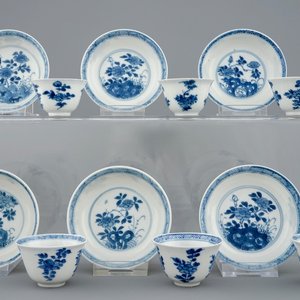 Un ensemble de 6 tasses et soucoupes en porcelaine de Chine bleu et blanc, Kangxi — photo 1
