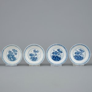 Un ensemble de 6 tasses et soucoupes en porcelaine de Chine bleu et blanc, Kangxi — photo 2