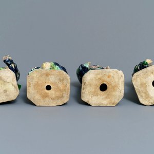 Un ensemble de huit figures en biscuit émaillé figurant 'Les Huit Immortels', Chine, République, 20ème — photo 6
