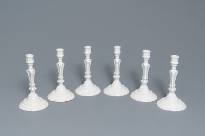 Un ensemble de six bougeoirs en faïence blanche stannifère, France, 18ème