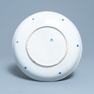 Un ensemble en faïence de Delft polychrome à décor 'quatre coeurs', 1ère moitié du 18ème — photo 7