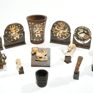 Un ensemble varié d'art ethnographique, incl. arts précolombiens — photo 1