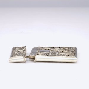 Un étui à cartes de visite et une boîte à cigarettes en argent, Chine, 19/20ème — photo 5