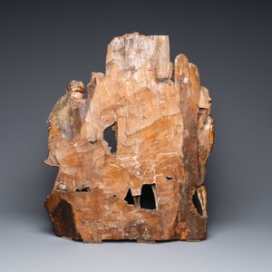 Un fragment de retable en noyer polychromé figurant des soldats, Espagne, 1ère moitié du 16ème — photo 2