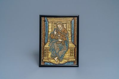 Un fragment de textile brodé figurant Christ au calice assis sur le trône, Italie, 16ème