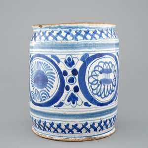 Un grand albarello au décor de chinoiseries, prob. Haarlem, début 17ème — photo 2