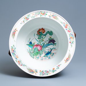 Un grand aquarium rond en porcelaine de style famille rose, Samson, Paris, 19ème — photo 7