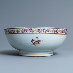 Un grand bol à punch et son plat en porcelaine de Chine famille rose d'exportation, Qianlong — photo 7