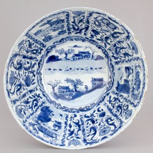 Un grand bol aux paysages en porcelaine de Chine bleu et blanc de type Kraak, Ming, Wanli — photo 7