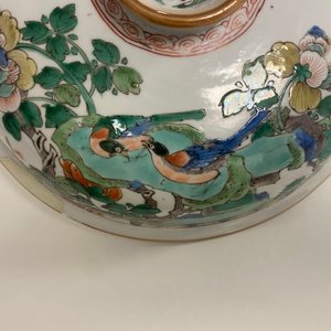 Un grand bol couvert en porcelaine de Chine famille verte, Kangxi — photo 10