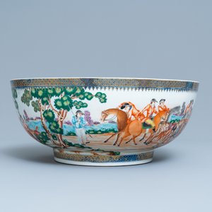 Un grand bol en porcelaine de Chine famille rose à décor de la chasse pour le marché européen, Qianlong — photo 5