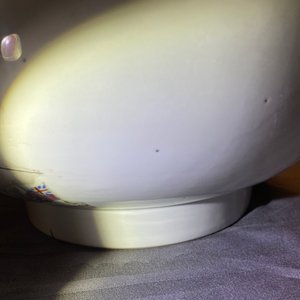 Un grand bol en porcelaine de Chine famille rose et grisaille à décor de la bataille navale de Cartagène, Qianlong — photo 44
