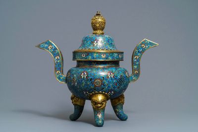 Un grand brûle-parfum couvert en émaux cloisonnés, Chine, 18/19ème