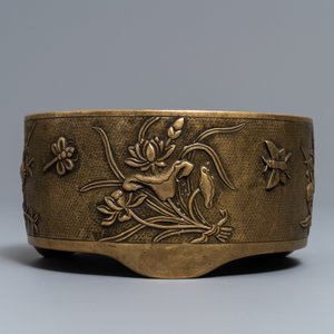 Un grand brûle-parfum en bronze dans le style de Hu Wenming, marque de Xuande, Chine, 19ème — photo 2