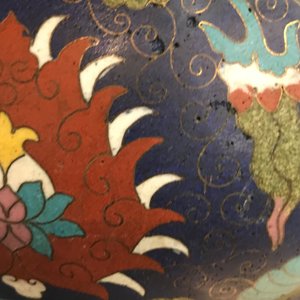Un grand brûle-parfum en émaux cloisonnés à décor de lotus, Ming/Qing — photo 12
